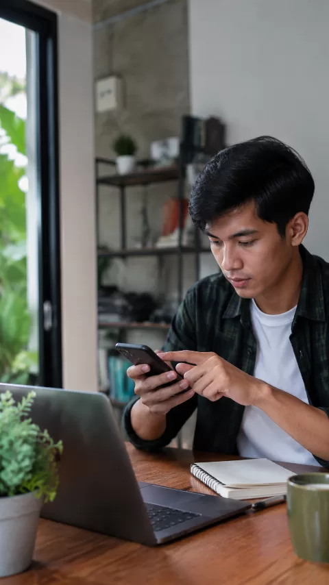 5 Cara Hemat Kuota Saat Mengunduh APK di Smartphone